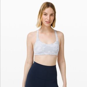 Lululemon Free To Be Bra Wild